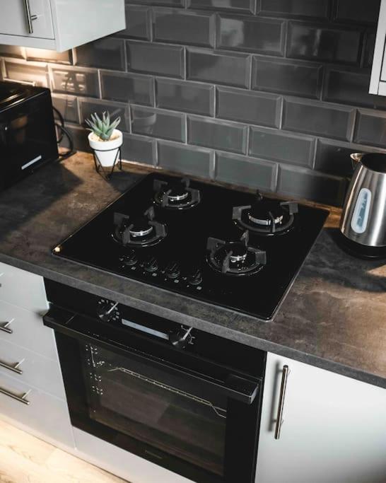 Comfortable Home In Bolton Farnworth Eksteriør bilde